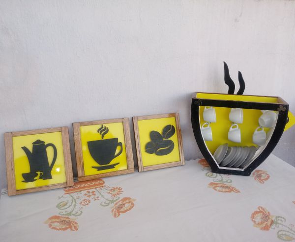 Conjunto cantinho do café: Porta xicaras e quadros decorativos